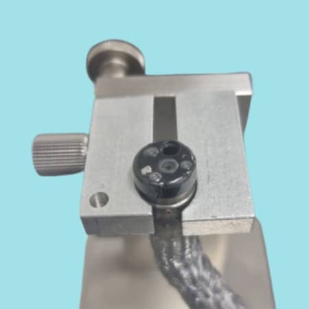 Distal holder for endscopes by Reparts
